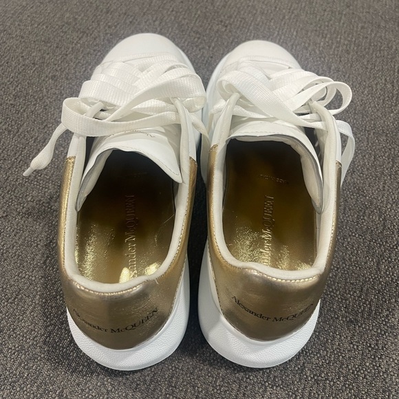 Alexander McQueen Oversized Sneaker 'White/ Gold' Men’s - Picture 5 of 7